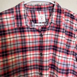 GAP Boyfriend Pink, White and Navy Plaid Button Down Shirt Size Medium